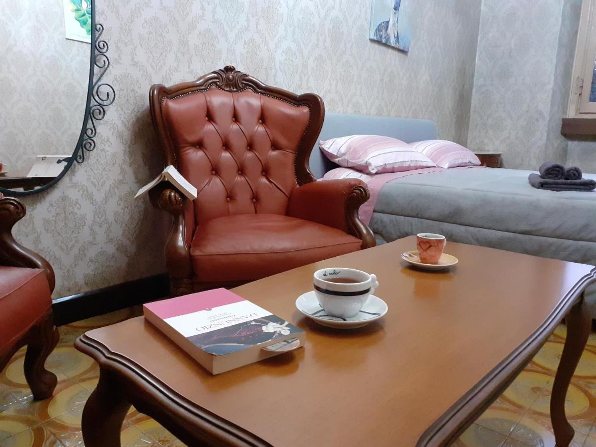 Appartement Meneghina House à Milan Extérieur photo